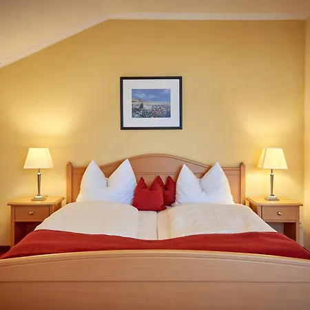 Hotel Minerva Diana Octavia 2*