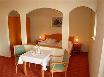 Hotel Minerva Diana Octavia 2*