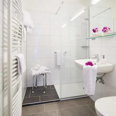 Minerva Diana Octavia Hotel 2*